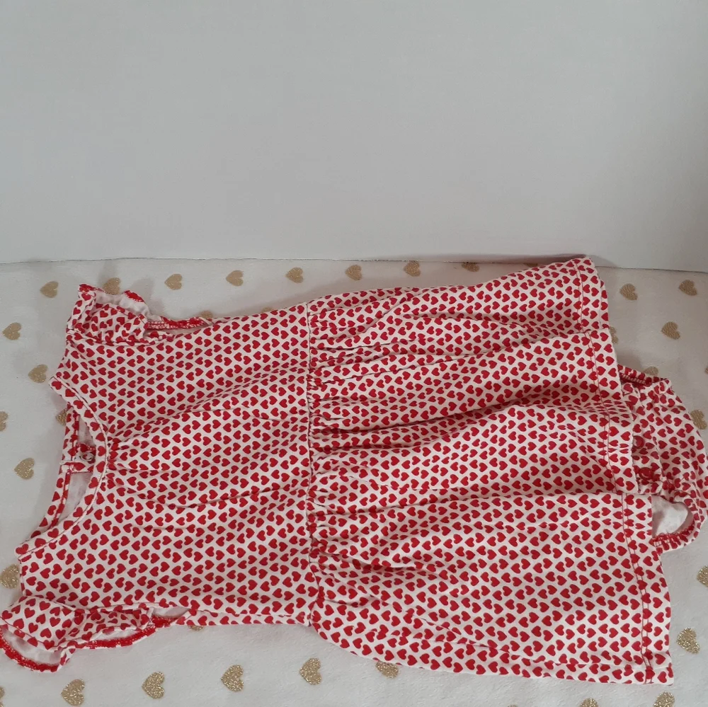 10/$40 Carter's Heart 2pc. Dress